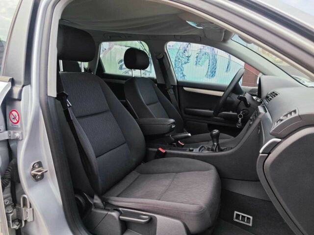 Сірий Ауді А4, об'ємом двигуна 0 л та пробігом 237 тис. км за 6290 $, фото 11 на Automoto.ua