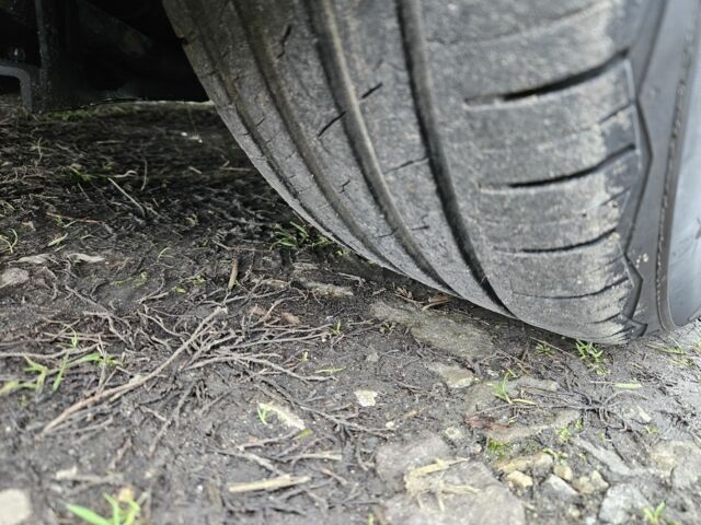 Серый Ауди А4, объемом двигателя 2 л и пробегом 400 тыс. км за 3200 $, фото 22 на Automoto.ua