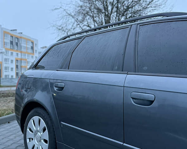 Серый Ауди А4, объемом двигателя 2 л и пробегом 267 тыс. км за 5800 $, фото 7 на Automoto.ua