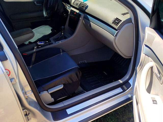 Серый Ауди А4, объемом двигателя 2.5 л и пробегом 263 тыс. км за 5700 $, фото 4 на Automoto.ua