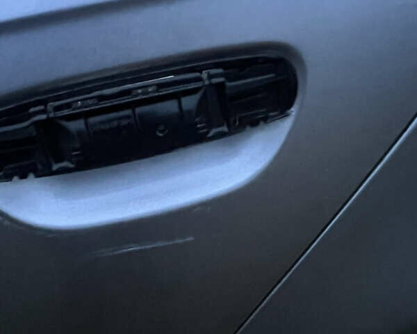 Сірий Ауді А4, об'ємом двигуна 2 л та пробігом 330 тис. км за 5500 $, фото 14 на Automoto.ua