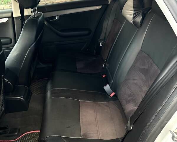 Сірий Ауді А4, об'ємом двигуна 2 л та пробігом 330 тис. км за 6900 $, фото 20 на Automoto.ua