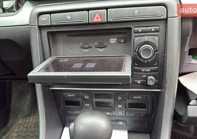 Серый Ауди А4, объемом двигателя 1.8 л и пробегом 229 тыс. км за 7300 $, фото 4 на Automoto.ua