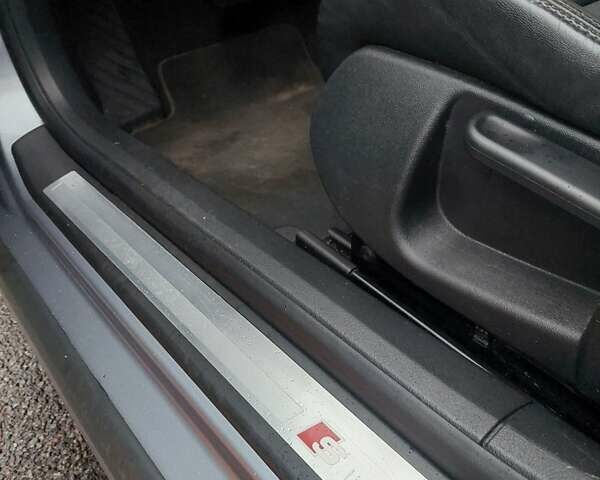 Серый Ауди А4, объемом двигателя 1.8 л и пробегом 222 тыс. км за 7900 $, фото 10 на Automoto.ua