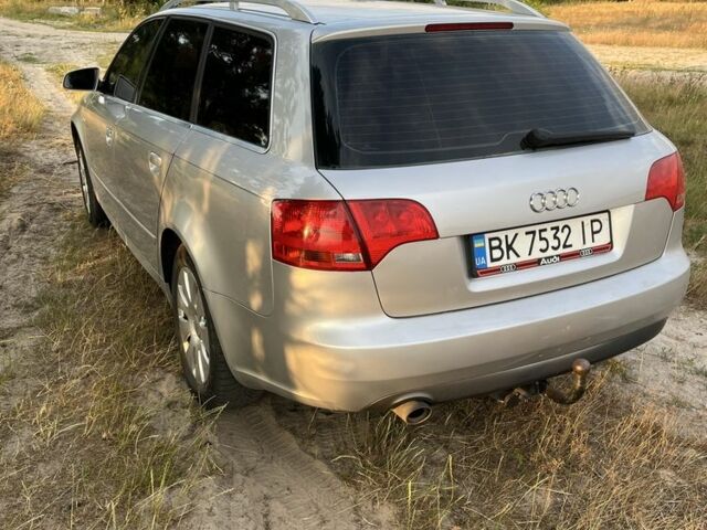 Серый Ауди А4, объемом двигателя 2 л и пробегом 292 тыс. км за 5501 $, фото 3 на Automoto.ua