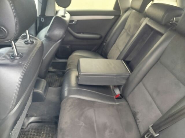 Серый Ауди А4, объемом двигателя 2 л и пробегом 252 тыс. км за 6500 $, фото 17 на Automoto.ua