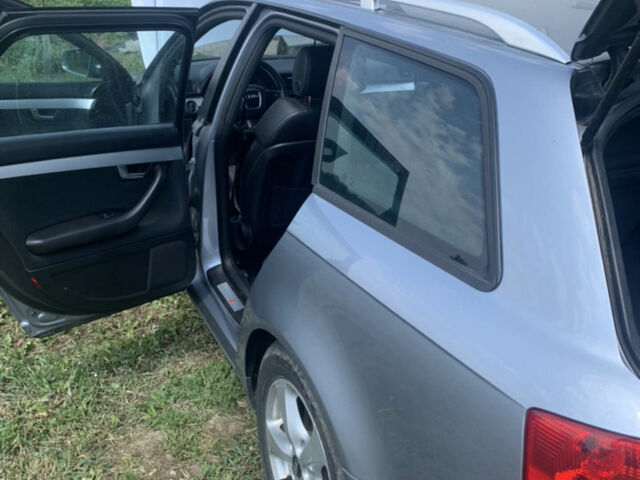 Сірий Ауді А4, об'ємом двигуна 2.5 л та пробігом 280 тис. км за 6500 $, фото 56 на Automoto.ua