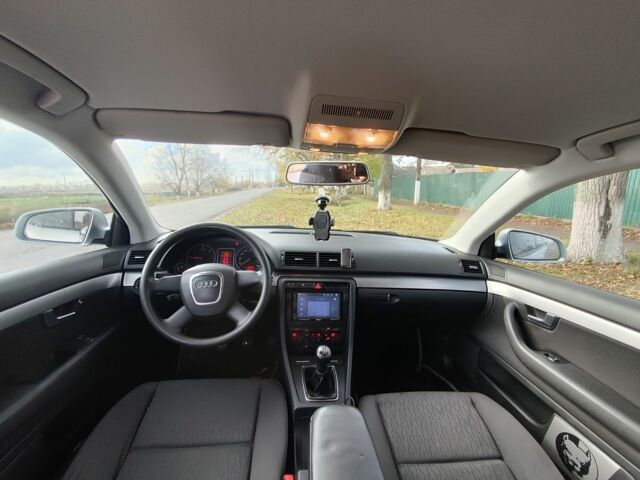 Сірий Ауді А4, об'ємом двигуна 2 л та пробігом 250 тис. км за 6499 $, фото 7 на Automoto.ua