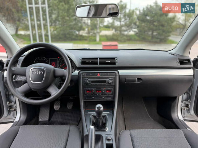 Серый Ауди А4, объемом двигателя 1.6 л и пробегом 186 тыс. км за 7300 $, фото 14 на Automoto.ua