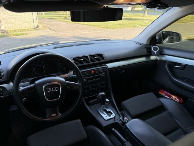 Серый Ауди А4, объемом двигателя 2.5 л и пробегом 450 тыс. км за 6499 $, фото 5 на Automoto.ua