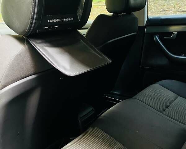 Сірий Ауді А4, об'ємом двигуна 2.5 л та пробігом 370 тис. км за 5800 $, фото 5 на Automoto.ua