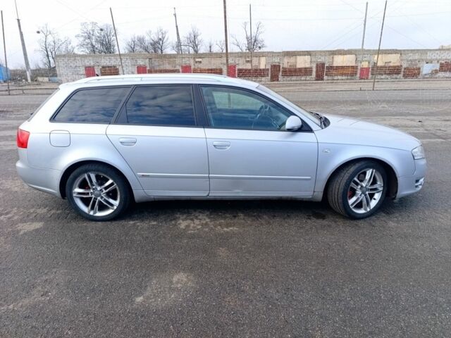 Серый Ауди А4, объемом двигателя 2 л и пробегом 300 тыс. км за 3011 $, фото 4 на Automoto.ua