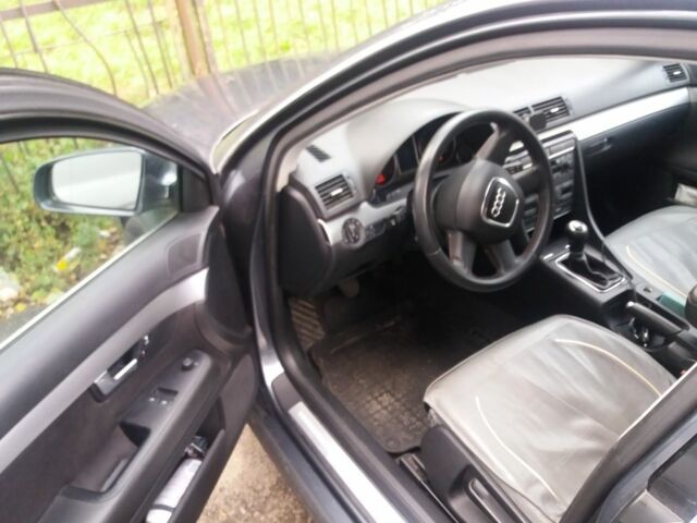 Серый Ауди А4, объемом двигателя 2 л и пробегом 330 тыс. км за 6450 $, фото 4 на Automoto.ua