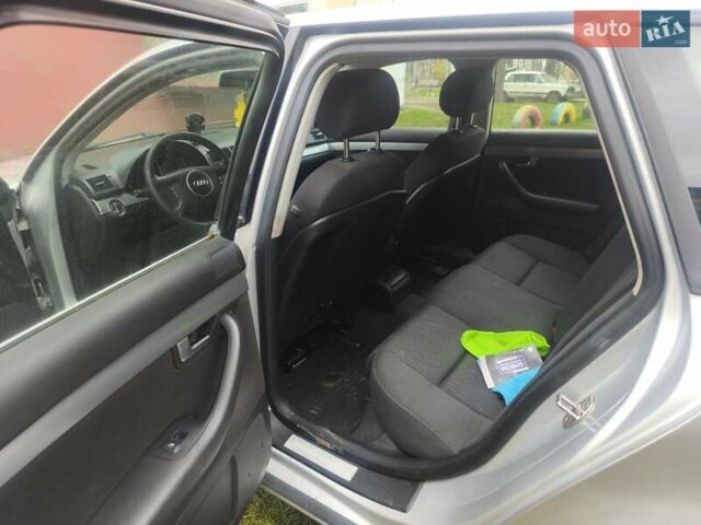 Серый Ауди А4, объемом двигателя 2 л и пробегом 400 тыс. км за 3200 $, фото 7 на Automoto.ua