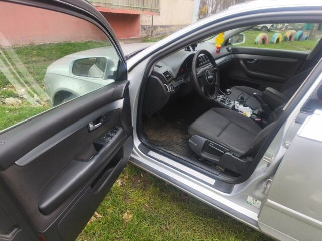 Серый Ауди А4, объемом двигателя 2 л и пробегом 400 тыс. км за 3300 $, фото 9 на Automoto.ua