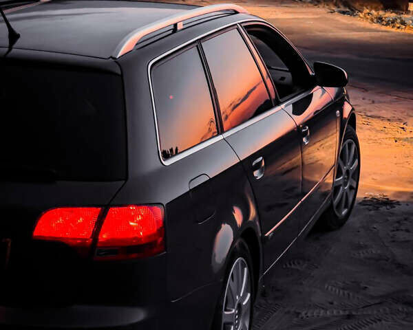 Сірий Ауді А4, об'ємом двигуна 2.5 л та пробігом 285 тис. км за 6500 $, фото 2 на Automoto.ua