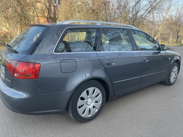 Серый Ауди А4, объемом двигателя 2 л и пробегом 327 тыс. км за 5500 $, фото 4 на Automoto.ua