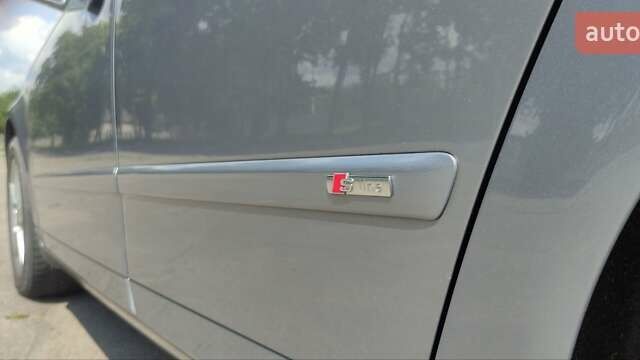 Сірий Ауді А4, об'ємом двигуна 1.98 л та пробігом 250 тис. км за 7500 $, фото 6 на Automoto.ua