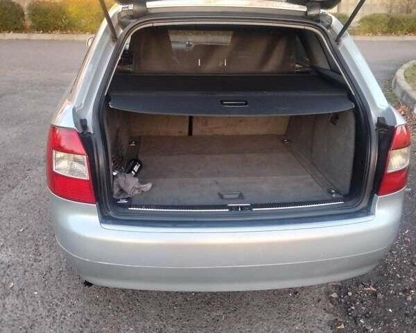 Сірий Ауді А4, об'ємом двигуна 1.9 л та пробігом 356 тис. км за 5050 $, фото 5 на Automoto.ua