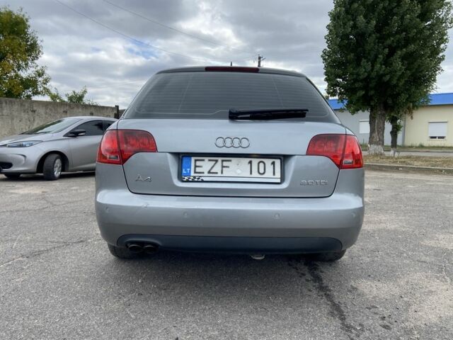 Серый Ауди А4, объемом двигателя 2 л и пробегом 296 тыс. км за 3700 $, фото 3 на Automoto.ua