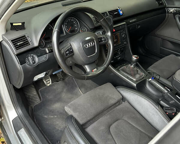 Серый Ауди А4, объемом двигателя 1.8 л и пробегом 267 тыс. км за 7999 $, фото 7 на Automoto.ua