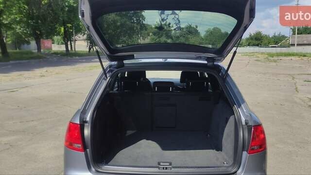 Сірий Ауді А4, об'ємом двигуна 1.98 л та пробігом 250 тис. км за 7500 $, фото 20 на Automoto.ua