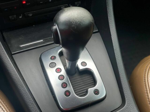 Сірий Ауді А4, об'ємом двигуна 2.5 л та пробігом 348 тис. км за 6400 $, фото 12 на Automoto.ua