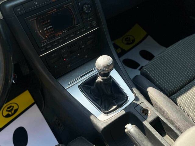 Сірий Ауді А4, об'ємом двигуна 3 л та пробігом 362 тис. км за 6990 $, фото 19 на Automoto.ua