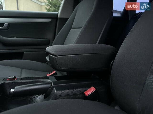 Серый Ауди А4, объемом двигателя 1.8 л и пробегом 209 тыс. км за 7000 $, фото 31 на Automoto.ua