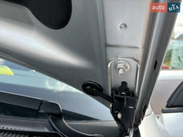 Серый Ауди А4, объемом двигателя 2 л и пробегом 239 тыс. км за 6999 $, фото 66 на Automoto.ua