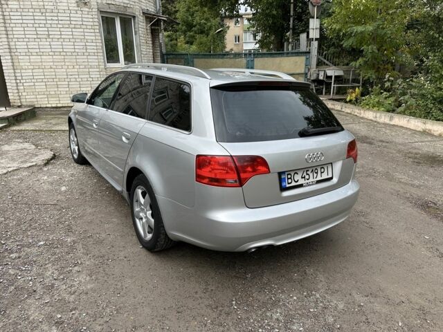Серый Ауди А4, объемом двигателя 2 л и пробегом 310 тыс. км за 7800 $, фото 2 на Automoto.ua