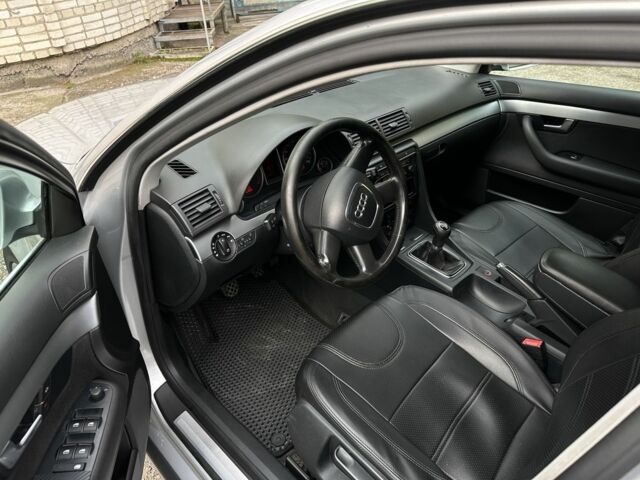 Серый Ауди А4, объемом двигателя 2 л и пробегом 310 тыс. км за 7800 $, фото 6 на Automoto.ua