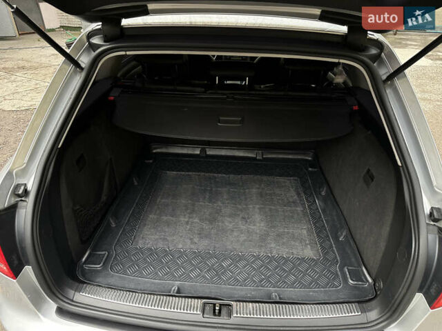 Серый Ауди А4, объемом двигателя 2 л и пробегом 310 тыс. км за 7800 $, фото 9 на Automoto.ua