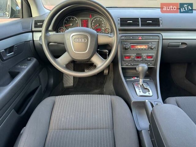 Сірий Ауді А4, об'ємом двигуна 2 л та пробігом 269 тис. км за 7400 $, фото 14 на Automoto.ua
