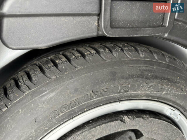 Серый Ауди А4, объемом двигателя 1.8 л и пробегом 173 тыс. км за 7200 $, фото 61 на Automoto.ua