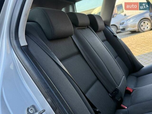 Серый Ауди А4, объемом двигателя 2 л и пробегом 358 тыс. км за 6200 $, фото 42 на Automoto.ua