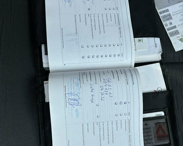 Серый Ауди А4, объемом двигателя 2 л и пробегом 239 тыс. км за 6999 $, фото 79 на Automoto.ua