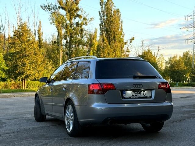 Серый Ауди А4, объемом двигателя 2 л и пробегом 240 тыс. км за 7500 $, фото 5 на Automoto.ua
