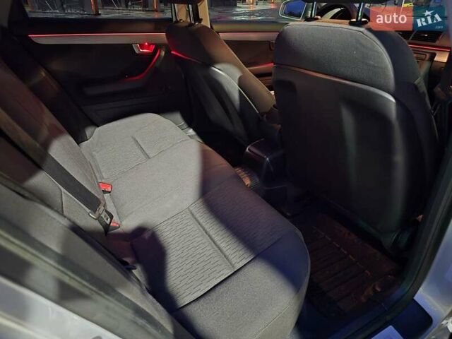 Сірий Ауді А4, об'ємом двигуна 1.6 л та пробігом 182 тис. км за 8000 $, фото 10 на Automoto.ua