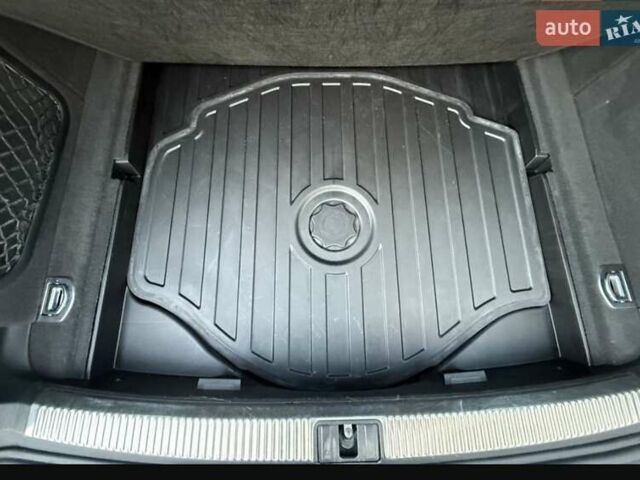 Серый Ауди А4, объемом двигателя 0 л и пробегом 205 тыс. км за 6999 $, фото 28 на Automoto.ua