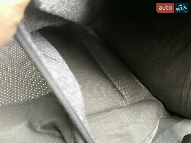 Серый Ауди А4, объемом двигателя 1.97 л и пробегом 276 тыс. км за 6650 $, фото 4 на Automoto.ua