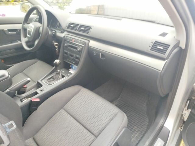 Сірий Ауді А4, об'ємом двигуна 1.9 л та пробігом 267 тис. км за 6600 $, фото 11 на Automoto.ua