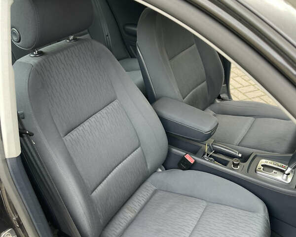 Ауді А4 2006 у Хмельницькому на Automoto.ua Сірий Ауді А4, об'ємом двигуна 2 л та пробігом 221 тис. км за 6699 $, фото 25 на Automoto.ua