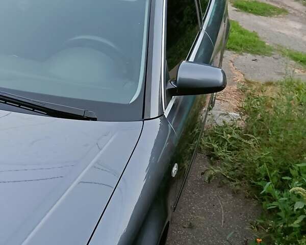 Серый Ауди А4, объемом двигателя 2 л и пробегом 244 тыс. км за 6700 $, фото 3 на Automoto.ua