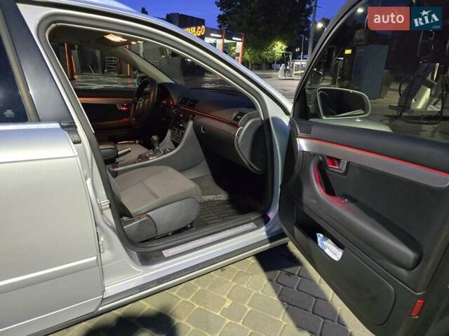 Сірий Ауді А4, об'ємом двигуна 1.6 л та пробігом 182 тис. км за 8000 $, фото 7 на Automoto.ua