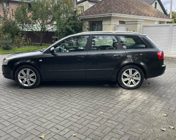 Ауді А4 2006 у Хмельницькому на Automoto.ua Сірий Ауді А4, об'ємом двигуна 2 л та пробігом 221 тис. км за 6699 $, фото 10 на Automoto.ua