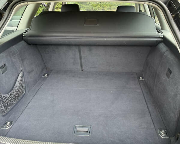 Ауді А4 2006 у Хмельницькому на Automoto.ua Сірий Ауді А4, об'ємом двигуна 2 л та пробігом 221 тис. км за 6699 $, фото 32 на Automoto.ua