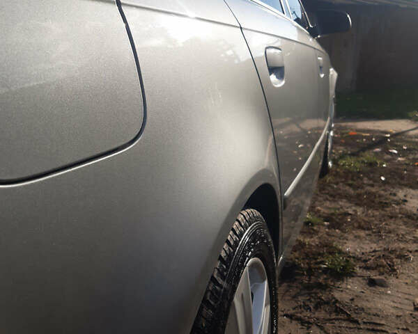 Ауді А4 2006 у Яготине на Automoto.ua Сірий Ауді А4, об'ємом двигуна 1.6 л та пробігом 169 тис. км за 7000 $, фото 7 на Automoto.ua