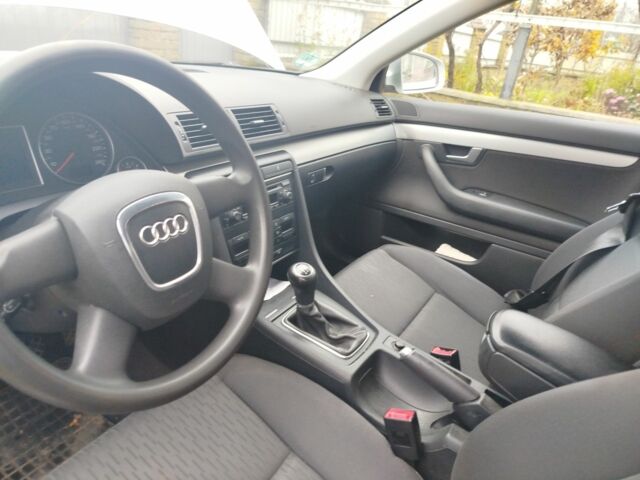 Сірий Ауді А4, об'ємом двигуна 1.9 л та пробігом 267 тис. км за 6600 $, фото 10 на Automoto.ua