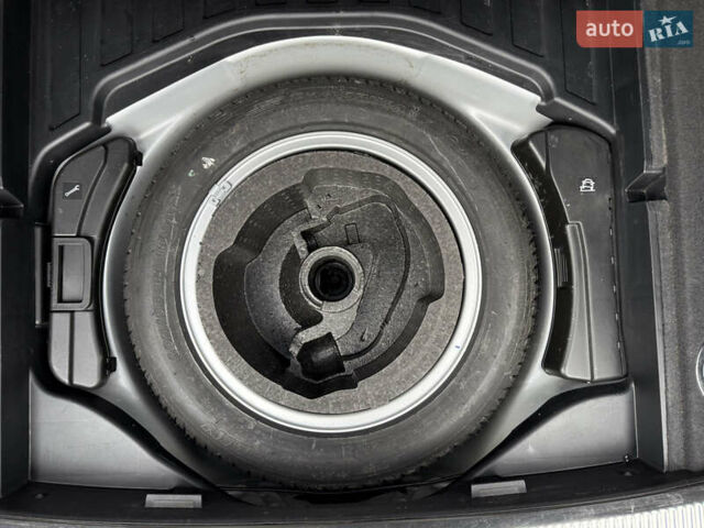 Серый Ауди А4, объемом двигателя 1.8 л и пробегом 173 тыс. км за 7200 $, фото 60 на Automoto.ua